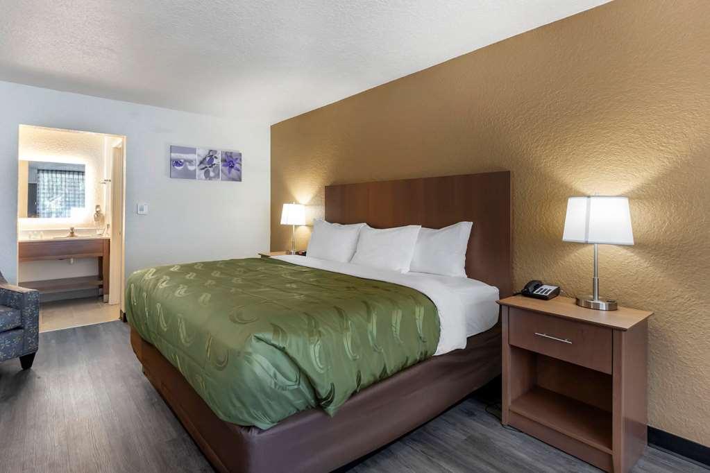 Quality Inn Saint Petersburg North-Tampa Bay Habitación foto