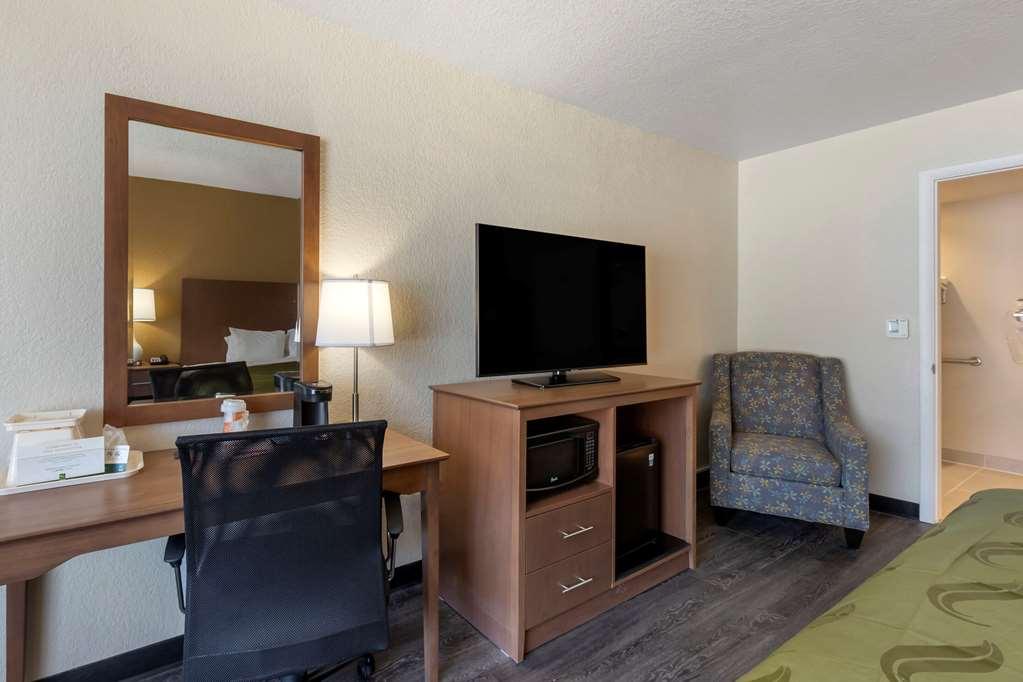 Quality Inn Saint Petersburg North-Tampa Bay Habitación foto
