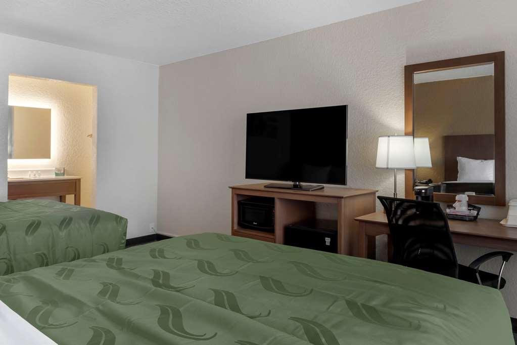 Quality Inn Saint Petersburg North-Tampa Bay Habitación foto