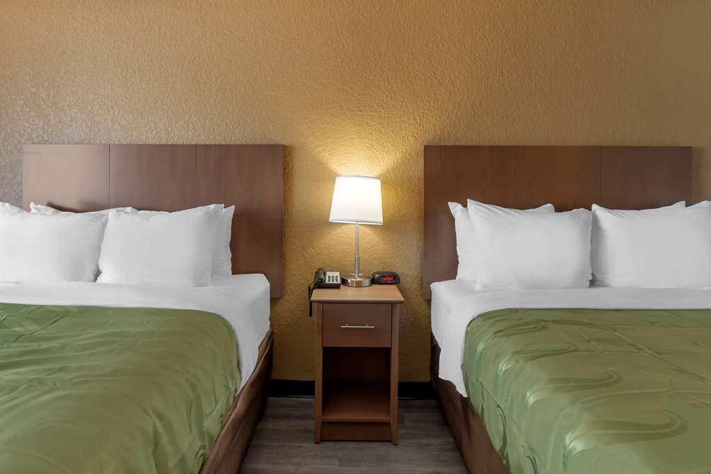 Quality Inn Saint Petersburg North-Tampa Bay Habitación foto